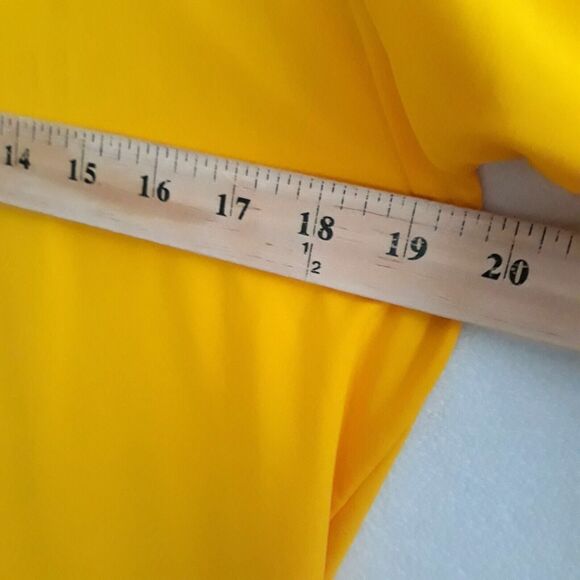 Haley and The Hound Fishing Shirt Unisex Medium Yellow Swordfish Pullover Long - Picture 6 of 9